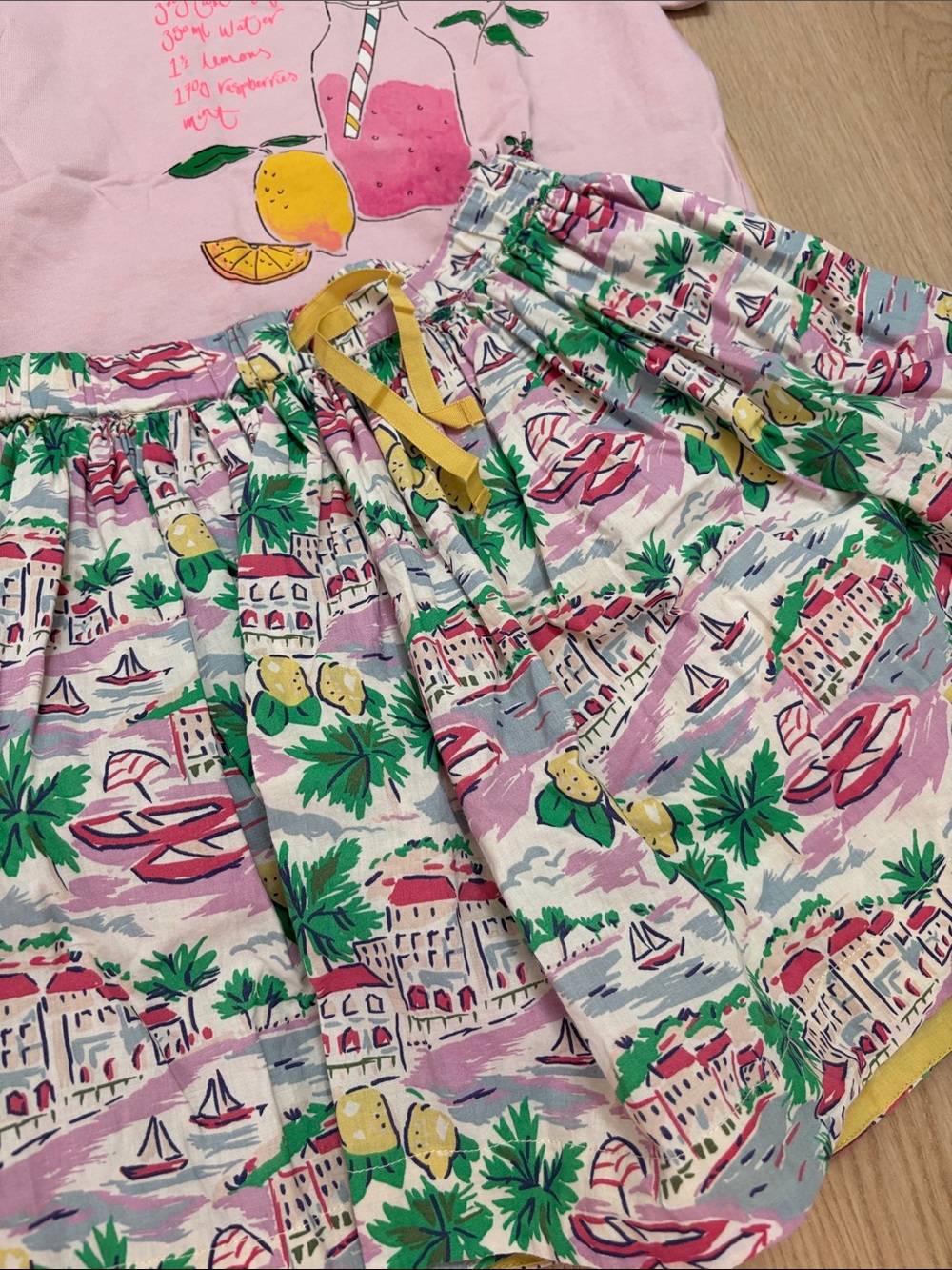 Mini Boden vacation skirt